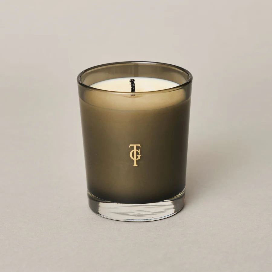 Black Lily Classic Candle