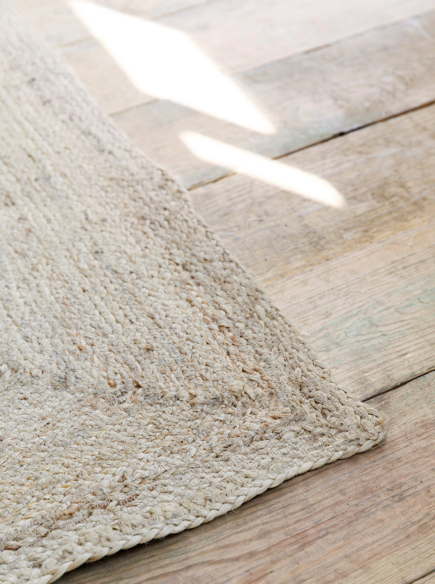 Classic Rectangular Jute Rug 120x180cm